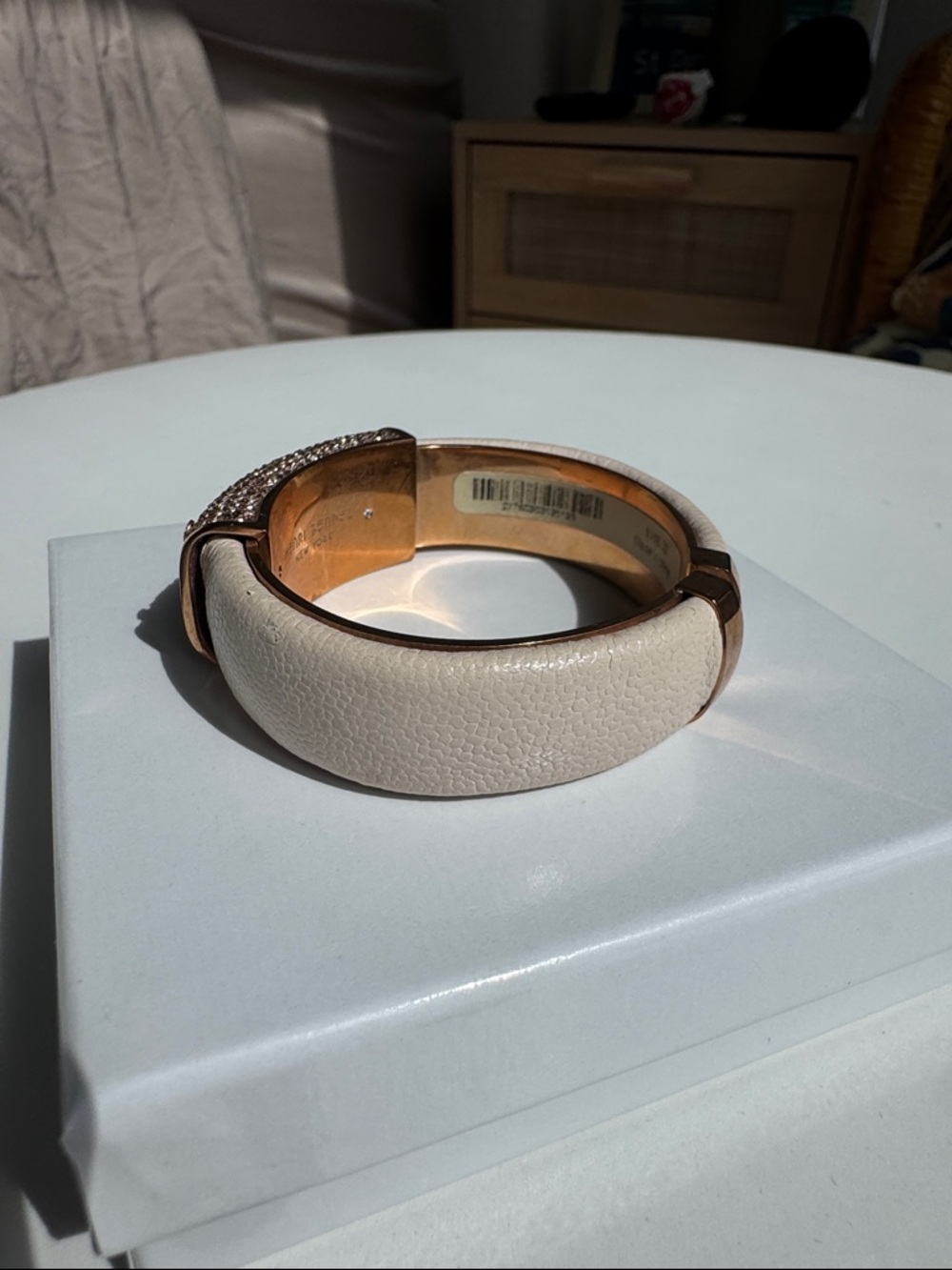 Henri Bendel Crystal Cuff Bracelet Leather Gold Tone Statement Bangle - Picture 8 of 8